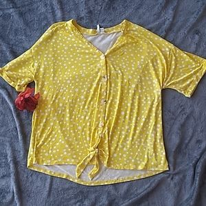 Cute tie front top size XL